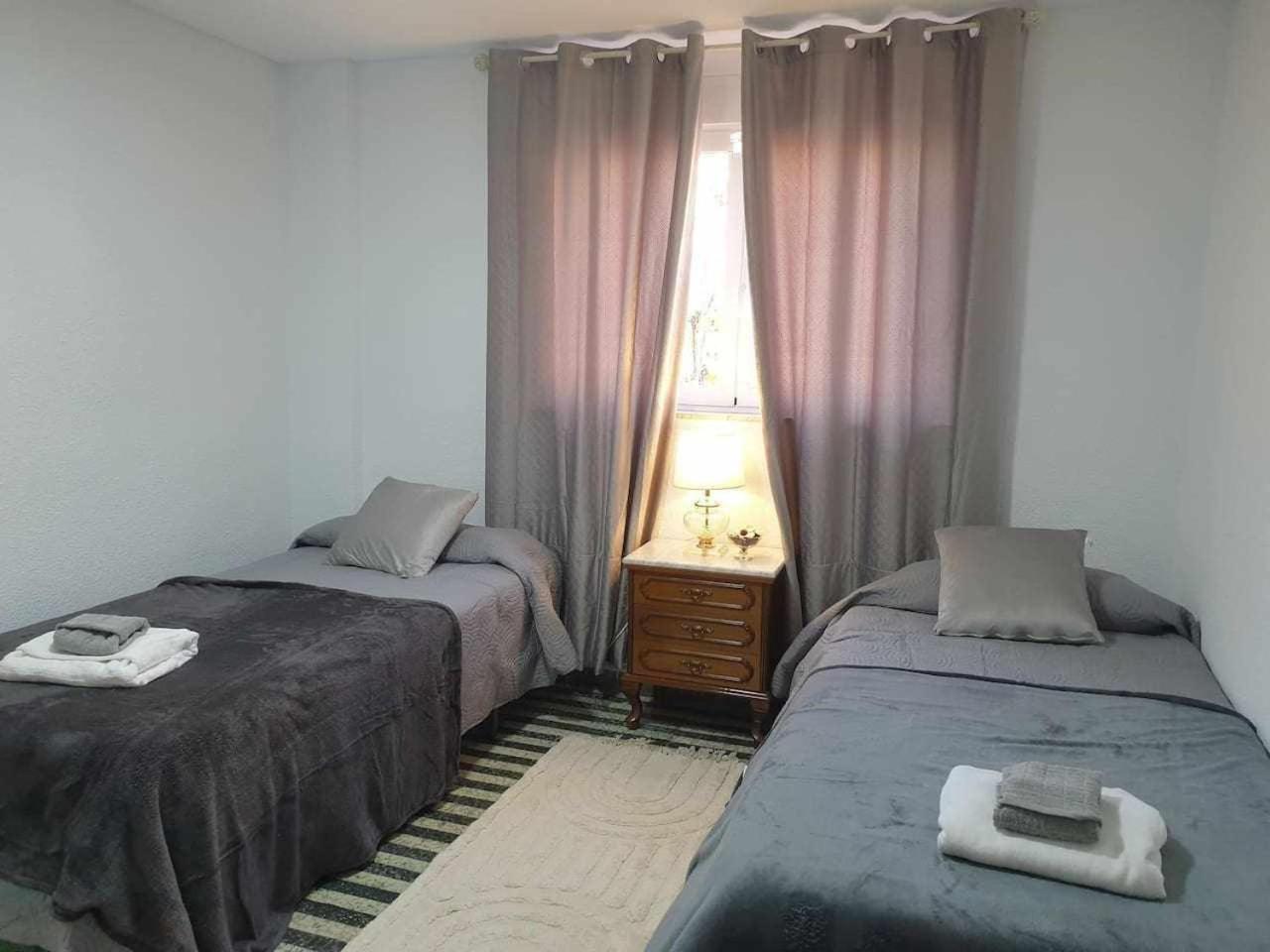 Gran Apartamento A 10 Minuts Mezquita Catedral Cordoba Luaran gambar